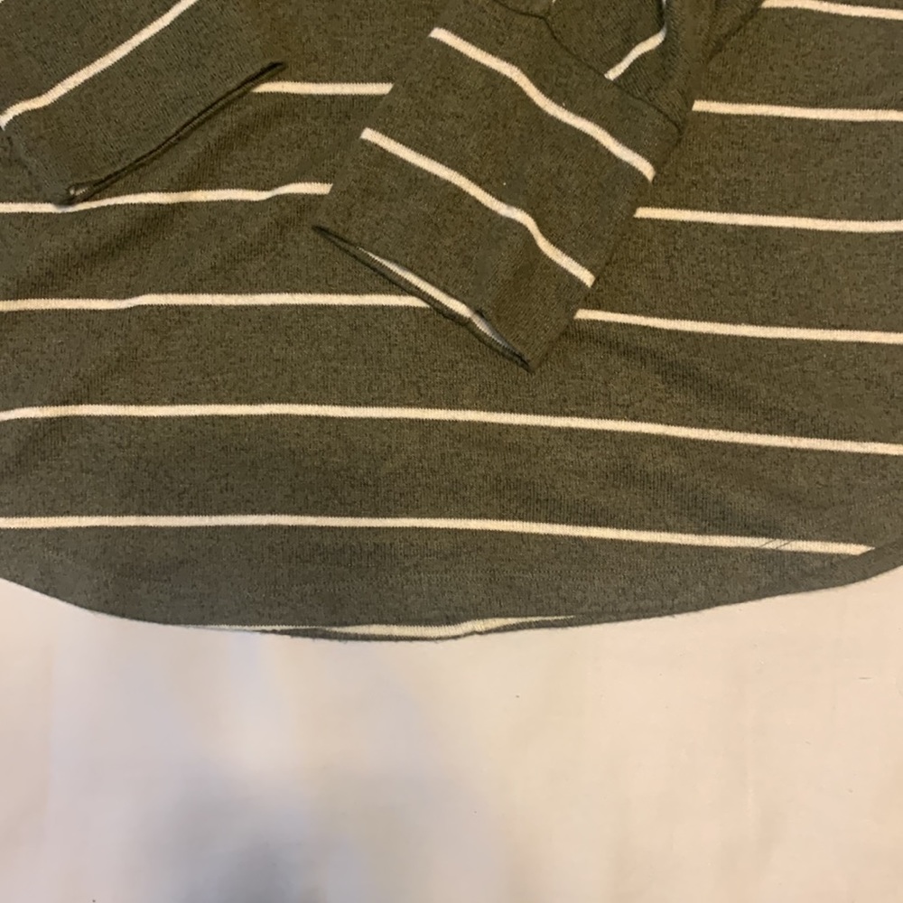Dolman Top - Picture 4 of 4